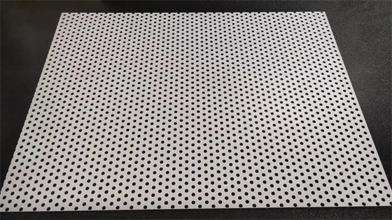 0.8mm Aluminium Geperforeerd Blad AA1060, AA1100, Zwart-witte AA3003